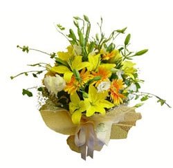 kark gerbera  lilyum ve  mevsim iek buketi ieki dkkanmzdan sizlere zel 