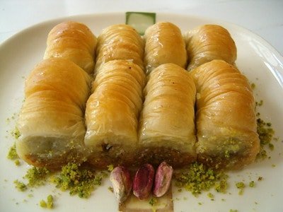 ucuz ve kaliteli firmamzdan Esiz lezzette 1 kilo sar burma - pastanemizden ya pasta tatl gnderin